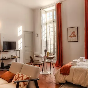 Superbe De Charme A 10mn De Saint-remy Appartement Noves