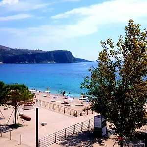 apartments-himara-premium.albaniahotels.org/