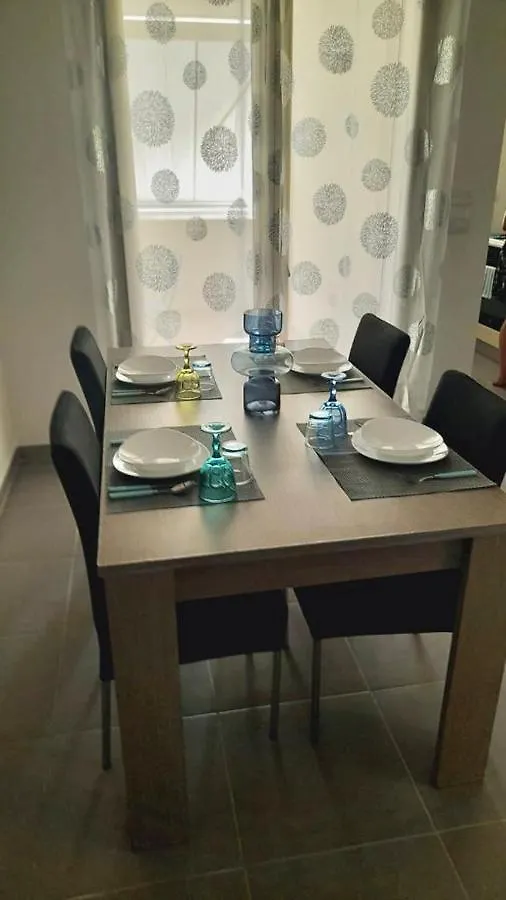Saconza House Apartment Alghero 0*,